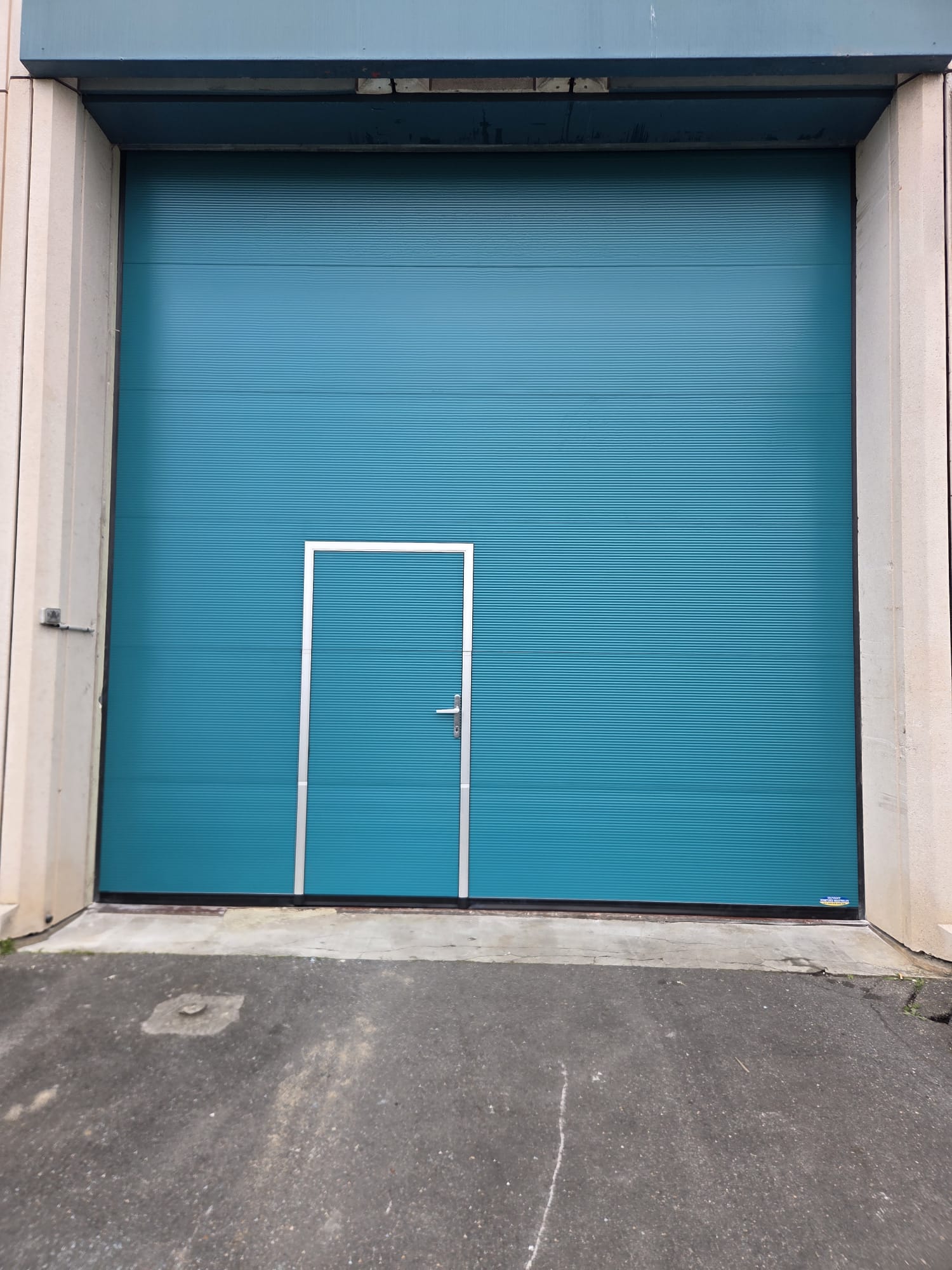 Portes sectionnelles : réalisation GFA 2
